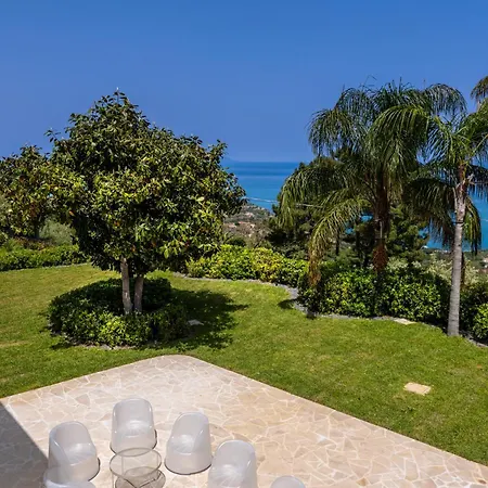 别墅 The Sicily Lobster House *