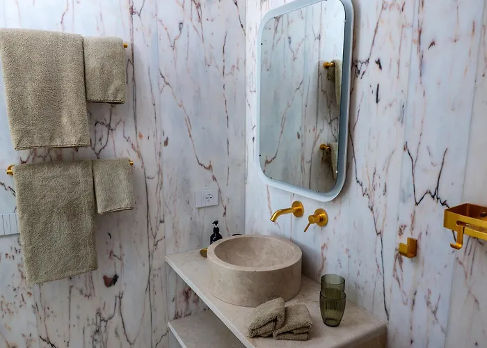 The Sicily Lobster House * Naso