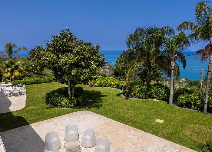 别墅 The Sicily Lobster House *