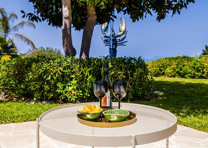 别墅 The Sicily Lobster House Naso