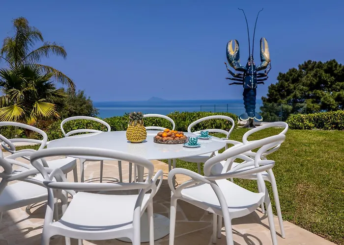 The Sicily Lobster House * Naso